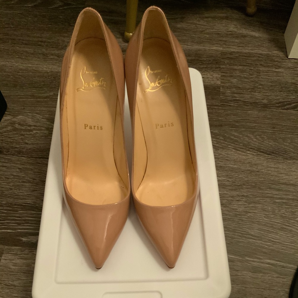 Christian Louboutin Pigalle Follies Pumps